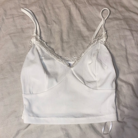 Princess Polly Tops - Princess Polly white lace edge crop tank